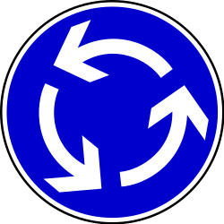 Obligatorische Richtung des Kreisverkehrs.