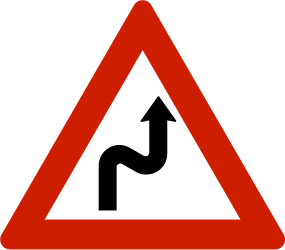 Advertencia por una curva a la derecha.