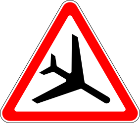 低空飛行の航空機に対する警告。