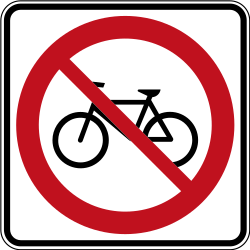 Cyclistes interdits.