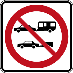 Aanhangwagens verboden.