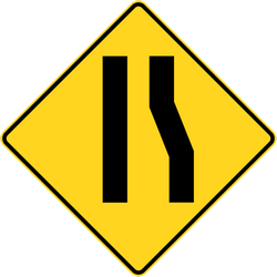 Aviso de estreitamento de estrada à direita.