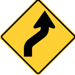 Aviso para uma curva dupla, primeiro à direita e depois à esquerda.