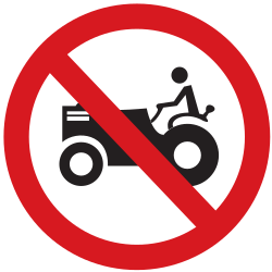 トラクターは禁止されています。