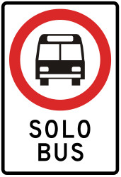 Obligatorische Fahrspur für Busse.