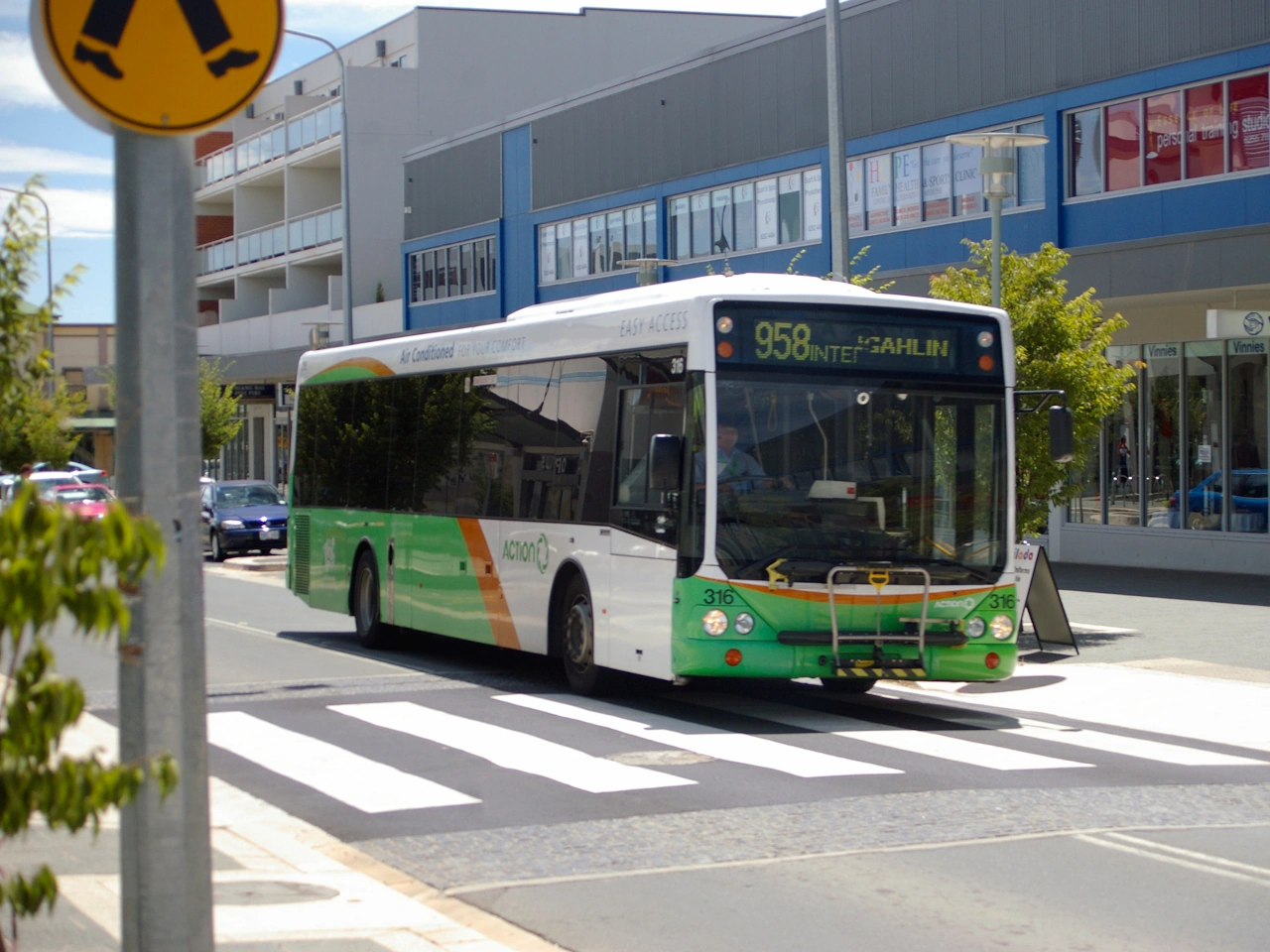 Bus