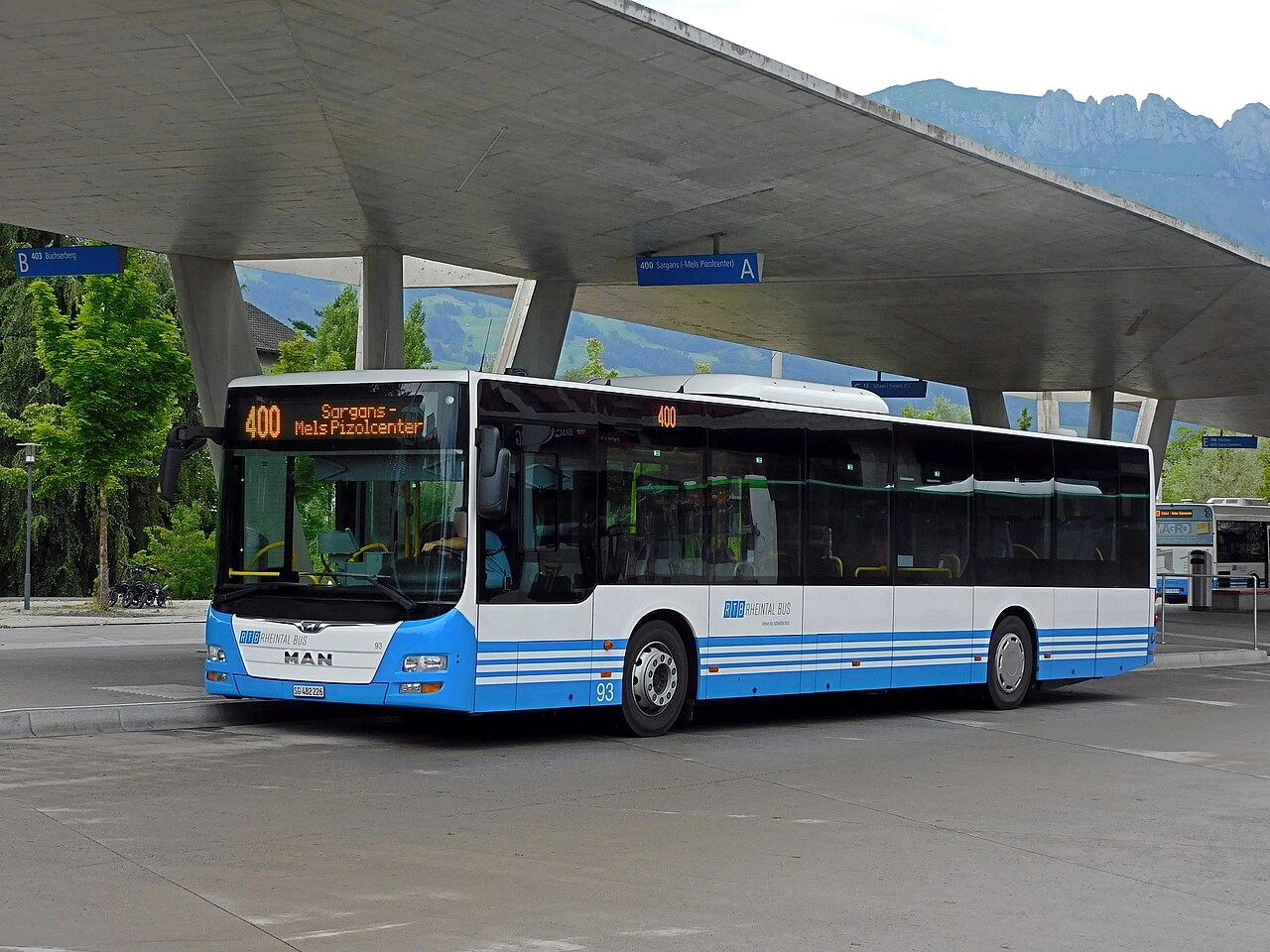 Bus