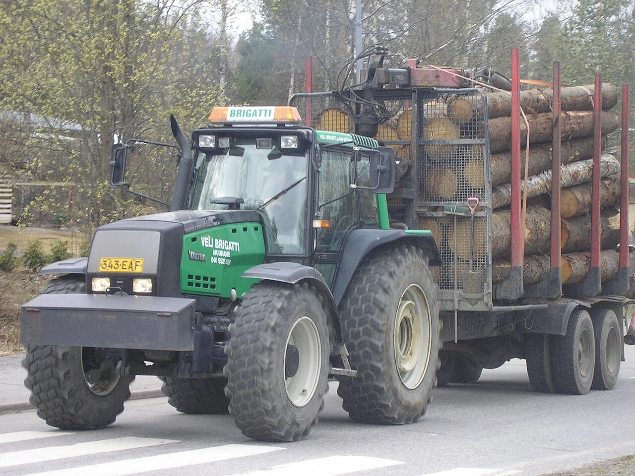 Forestry vehicle