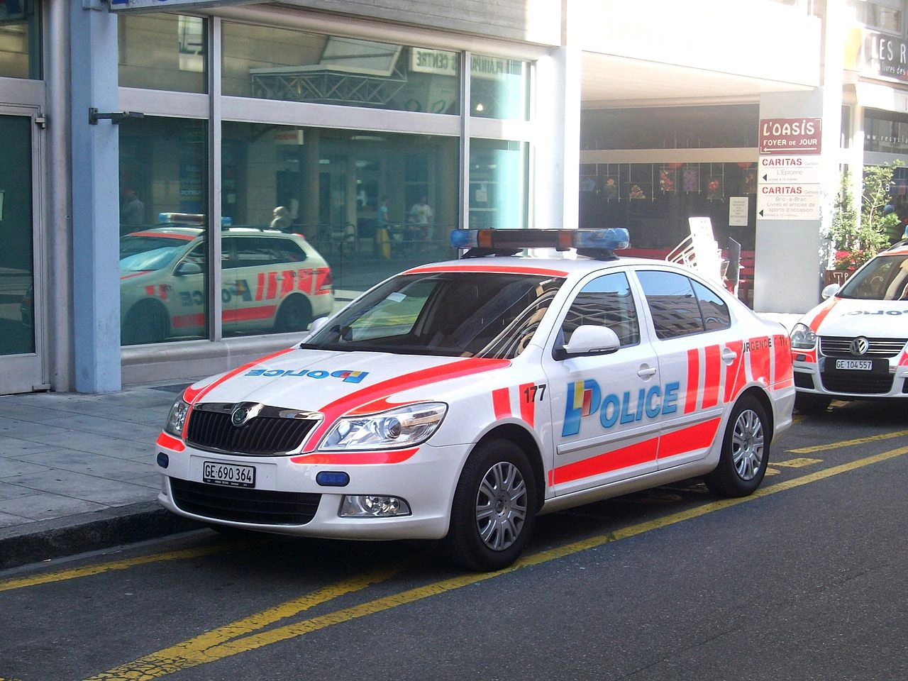 Policía