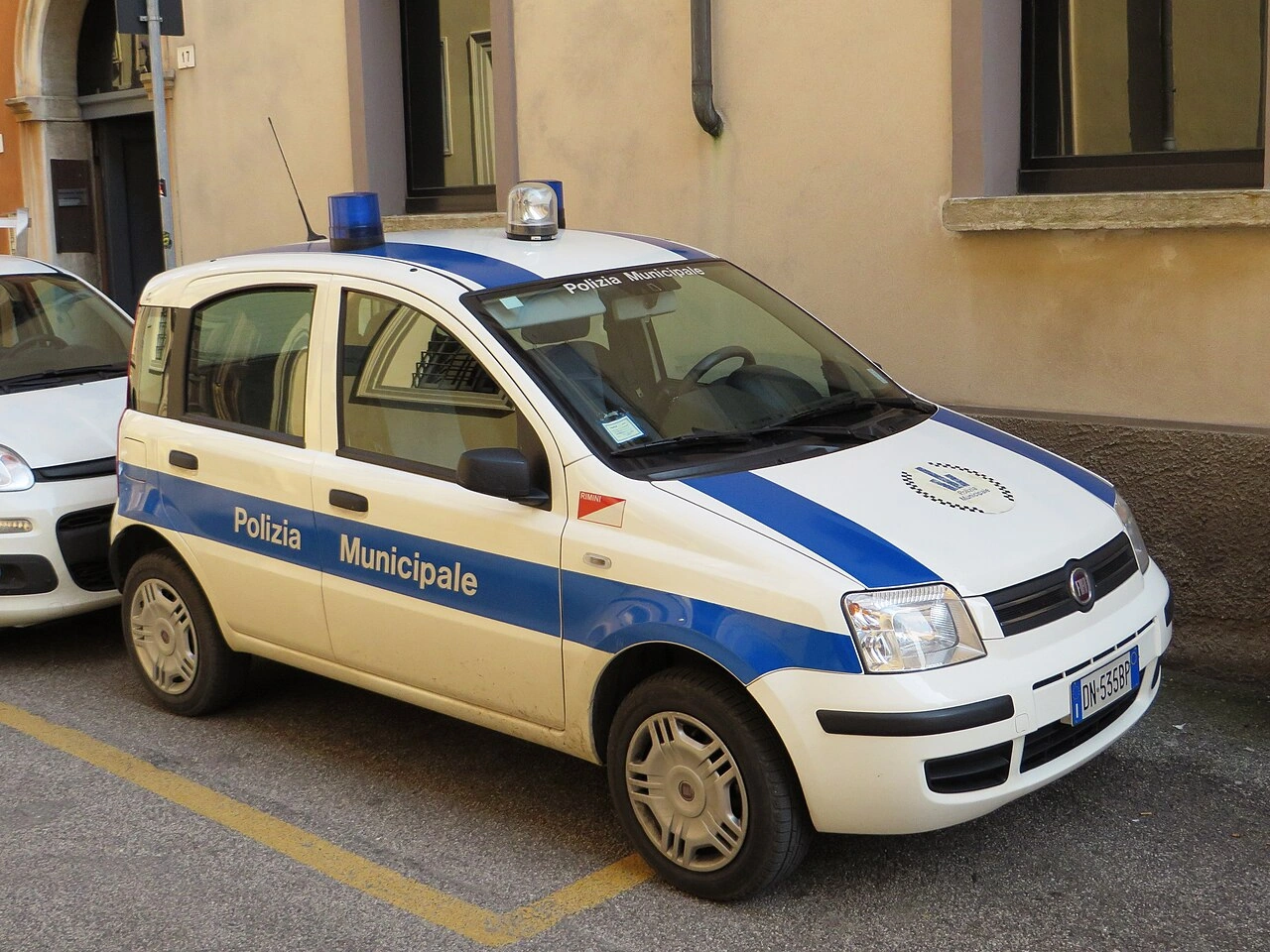 Polícia
