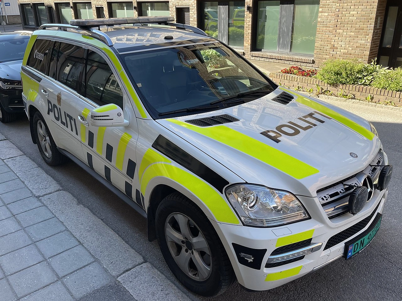 Policía