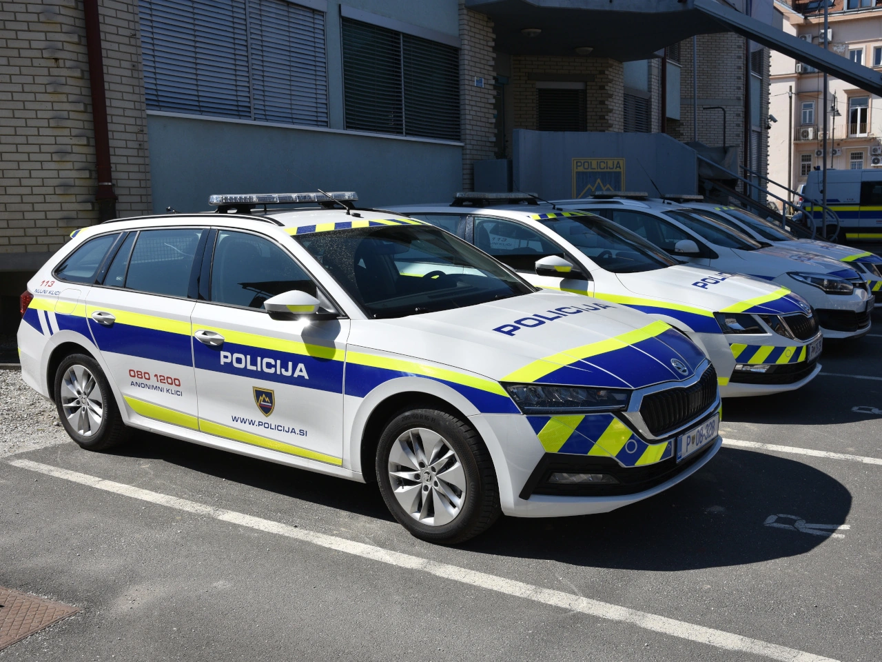 Polícia