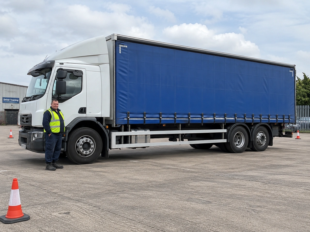 What is the minimum licence for a goods vehicle over 7,500 kg maximum authorised mass?