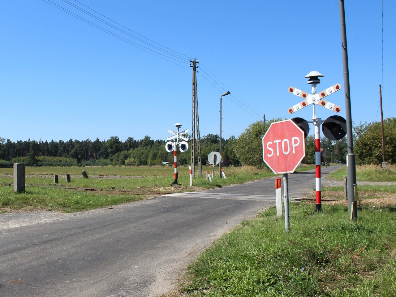 Railway crossing