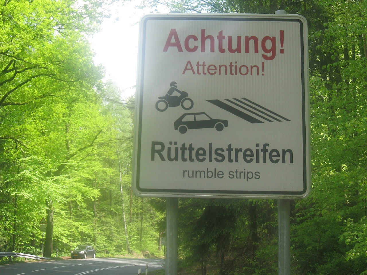 ランブルストリップ