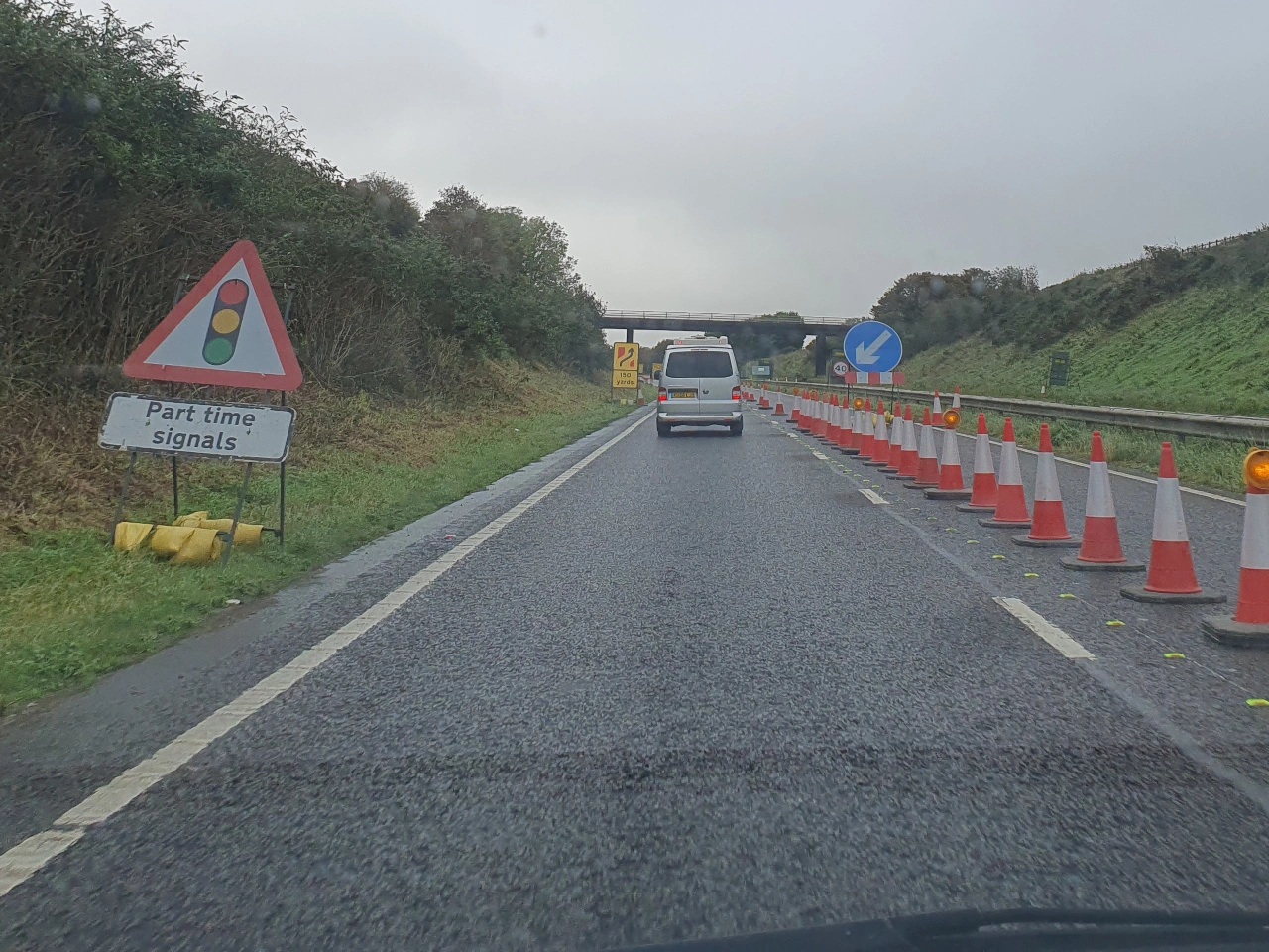 Traffic lights warning