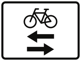 Fietsers uit beide richtingen.
