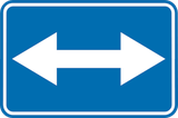 Links of rechts voorbijrijden toegestaan.