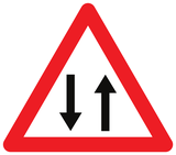 Waarschuwing voor een weg met tweerichtingsverkeer.