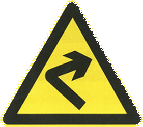 Attention, virage à droite.
