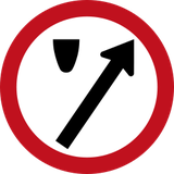 Obstakel rechts voorbijrijden.