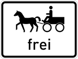 Bespannen voertuigen toegestaan.
