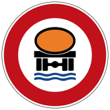 Voertuigen met waterverontreinigende stoffen verboden.