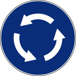 Verplichte rijrichting op de rotonde.