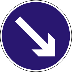 Obstakel rechts voorbijrijden.