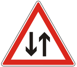 Waarschuwing voor een weg met tweerichtingsverkeer.