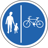 Verplicht gescheiden voet- en fietspad.