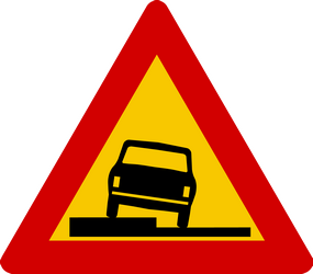 Waarschuwing voor een zachte berm.