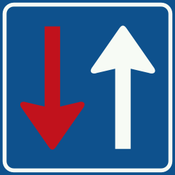 Road narrowing, oncoming drivers have to give way.
