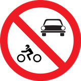 Motorfietsen en auto's verboden.