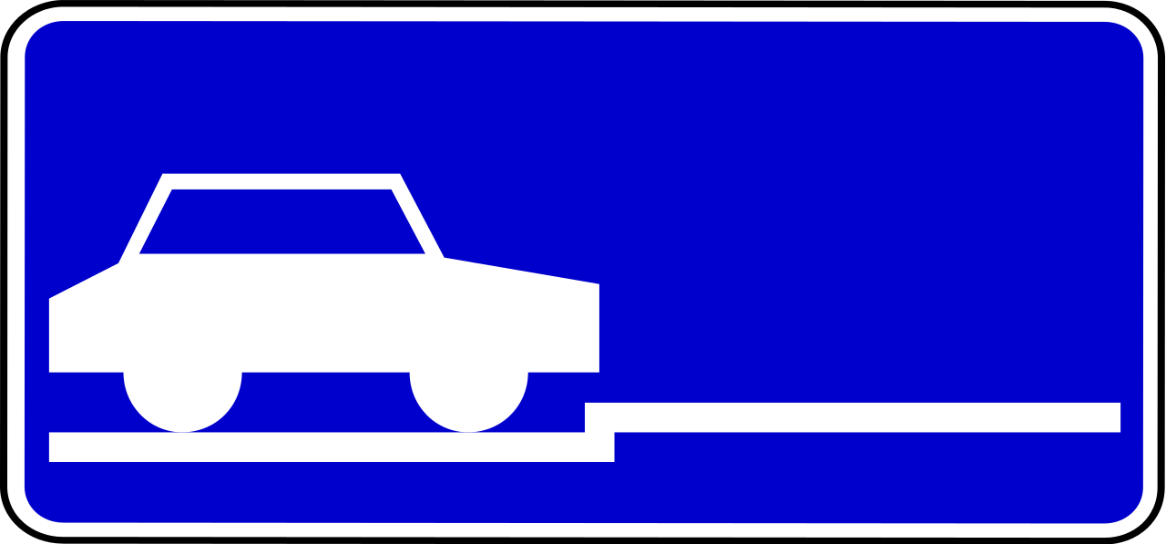 Senkrechtparken auf der Fahrbahn.