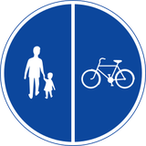 Verplicht gescheiden voet- en fietspad.