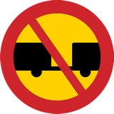 Vrachtwagens met aanhangwagen verboden.