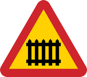 Waarschuwing voor een overweg met slagbomen.