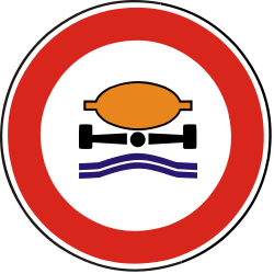 Vehicles carrying water-polluting substances prohibited.